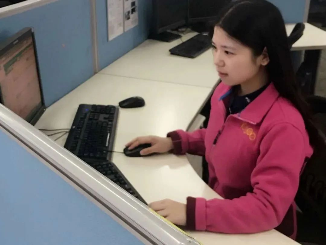 金陵老年大学英语班_金陵老年大学课程及价格表_金陵老年大学官网报名课程表