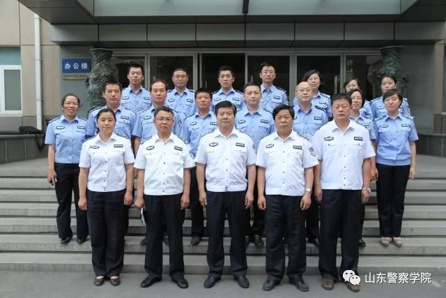 澳门警察报考_澳门招生警察学院英语要求高吗_澳门警察学院招生要求英语