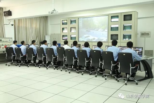 澳门警察报考_澳门警察学院招生要求英语_澳门招生警察学院英语要求高吗