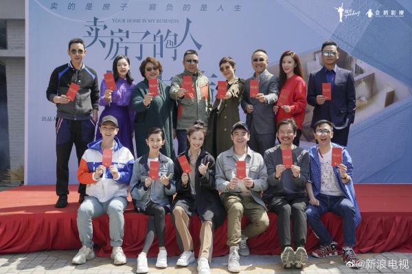 英语专业编剧_编剧学理论专业英文_编剧专业英文