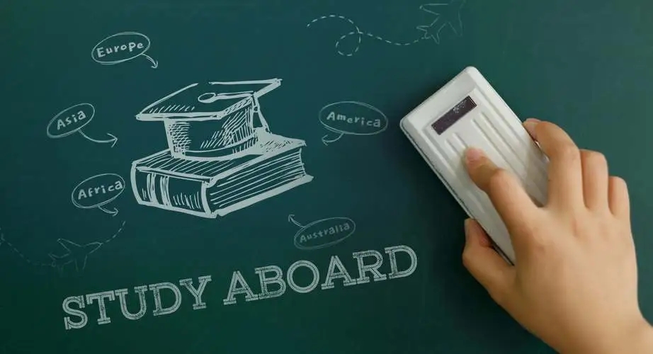 出国留学英语需要什么条件_我在出国留学英语_出国留学英语要达到什么水平